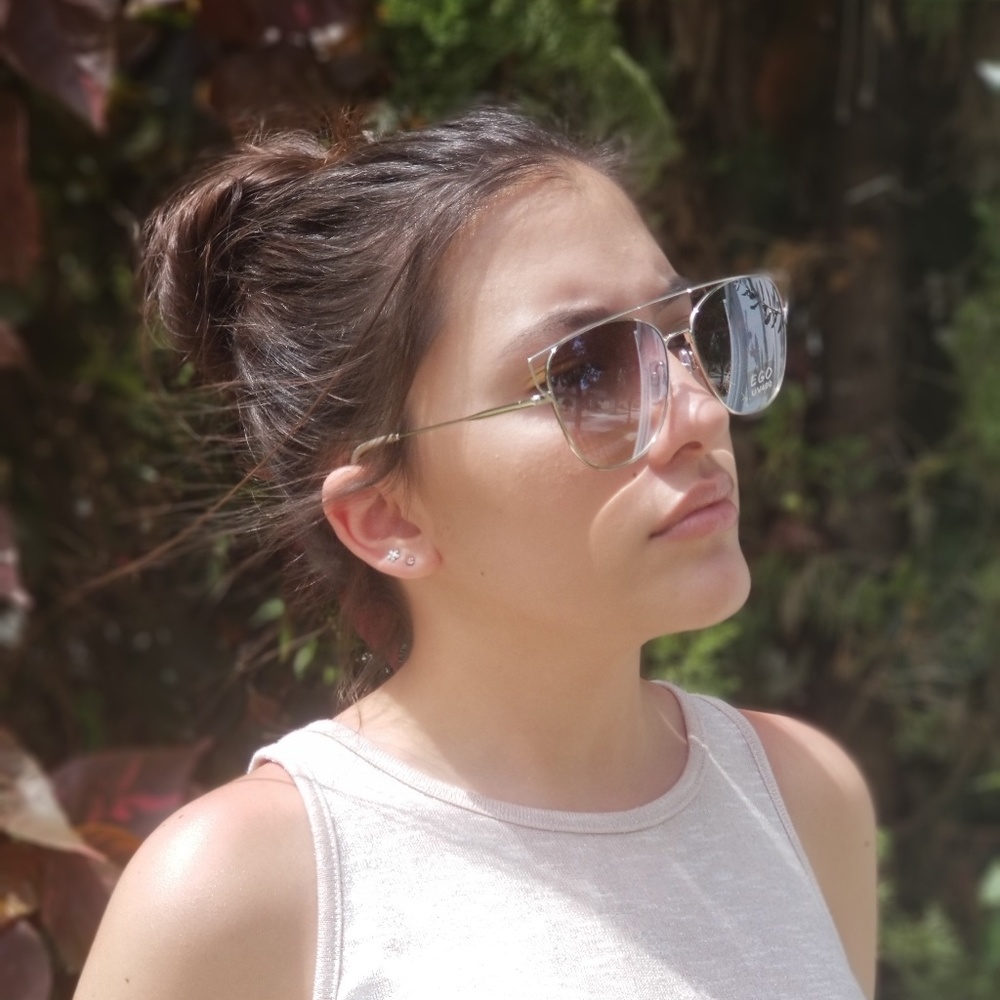 SILVER CAT-EYE MIRRORED SUNGLASSES SILVER LENS - Picture 3 of 4